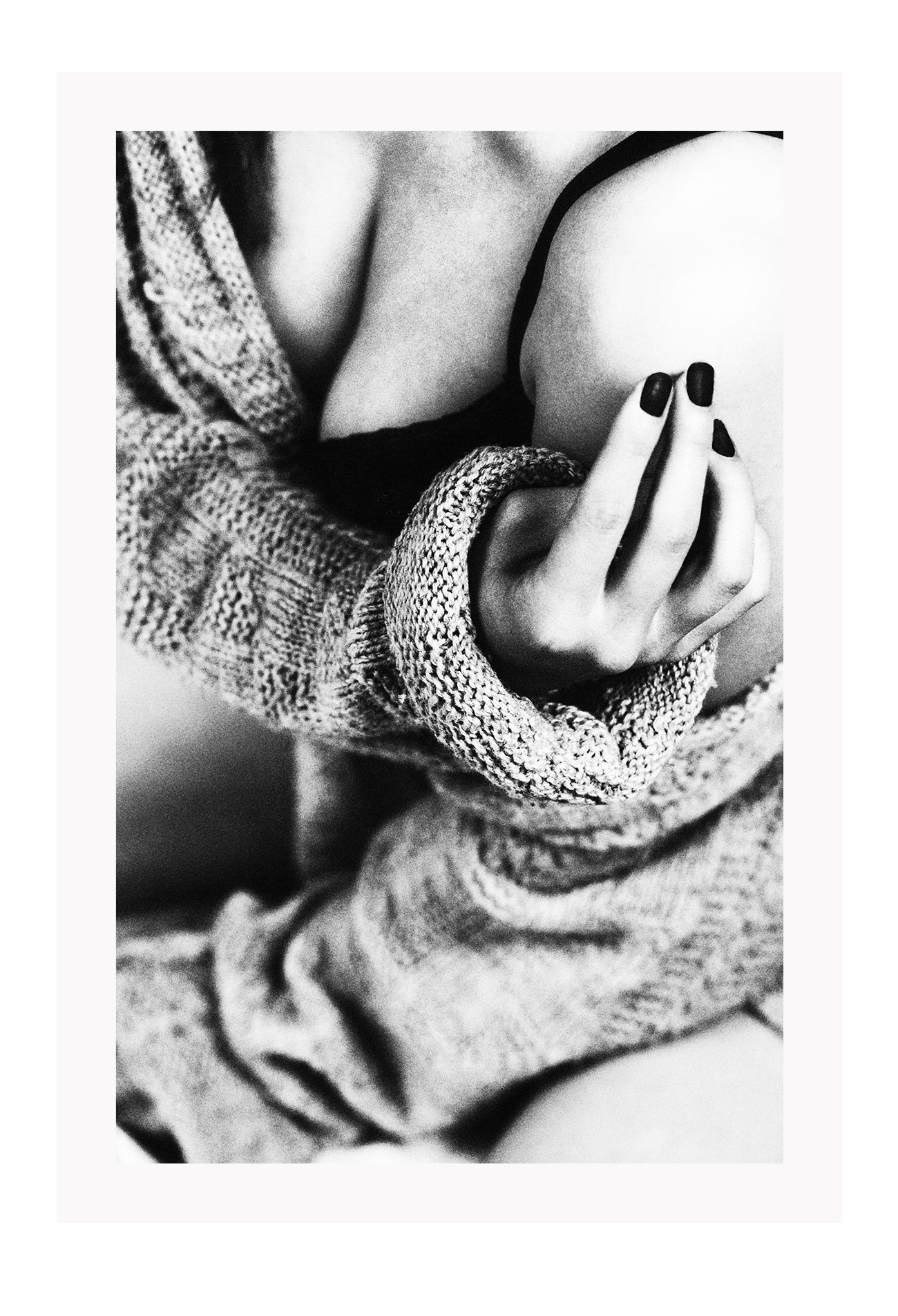 Photo black and white print of woman lady sexy in lingerie bedroom portrait and cardigan 