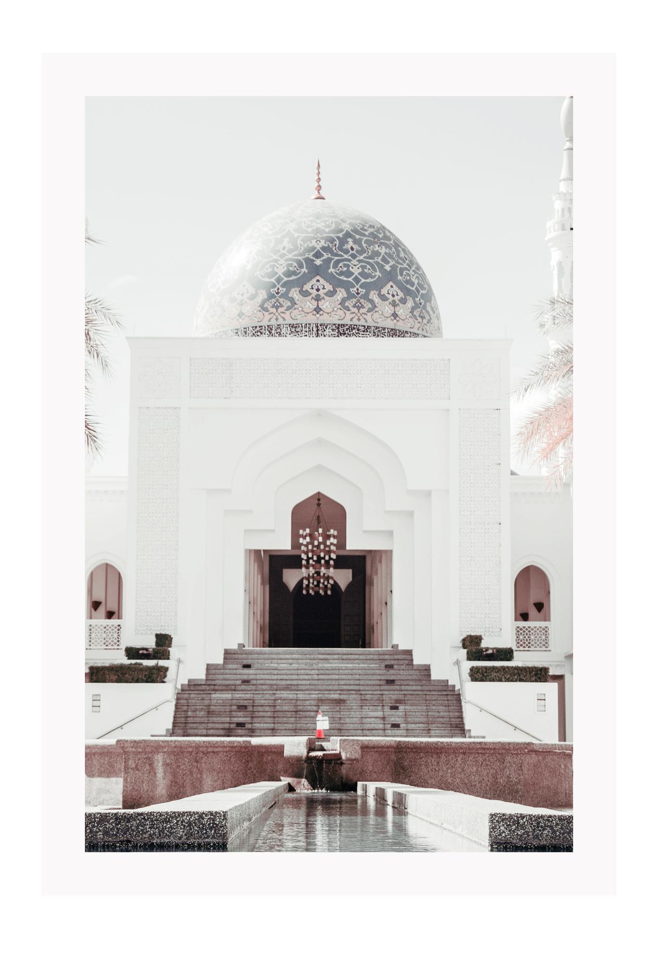 Moroccan style boho print with neutral rust and grey tones interior design architecture style inspiration 